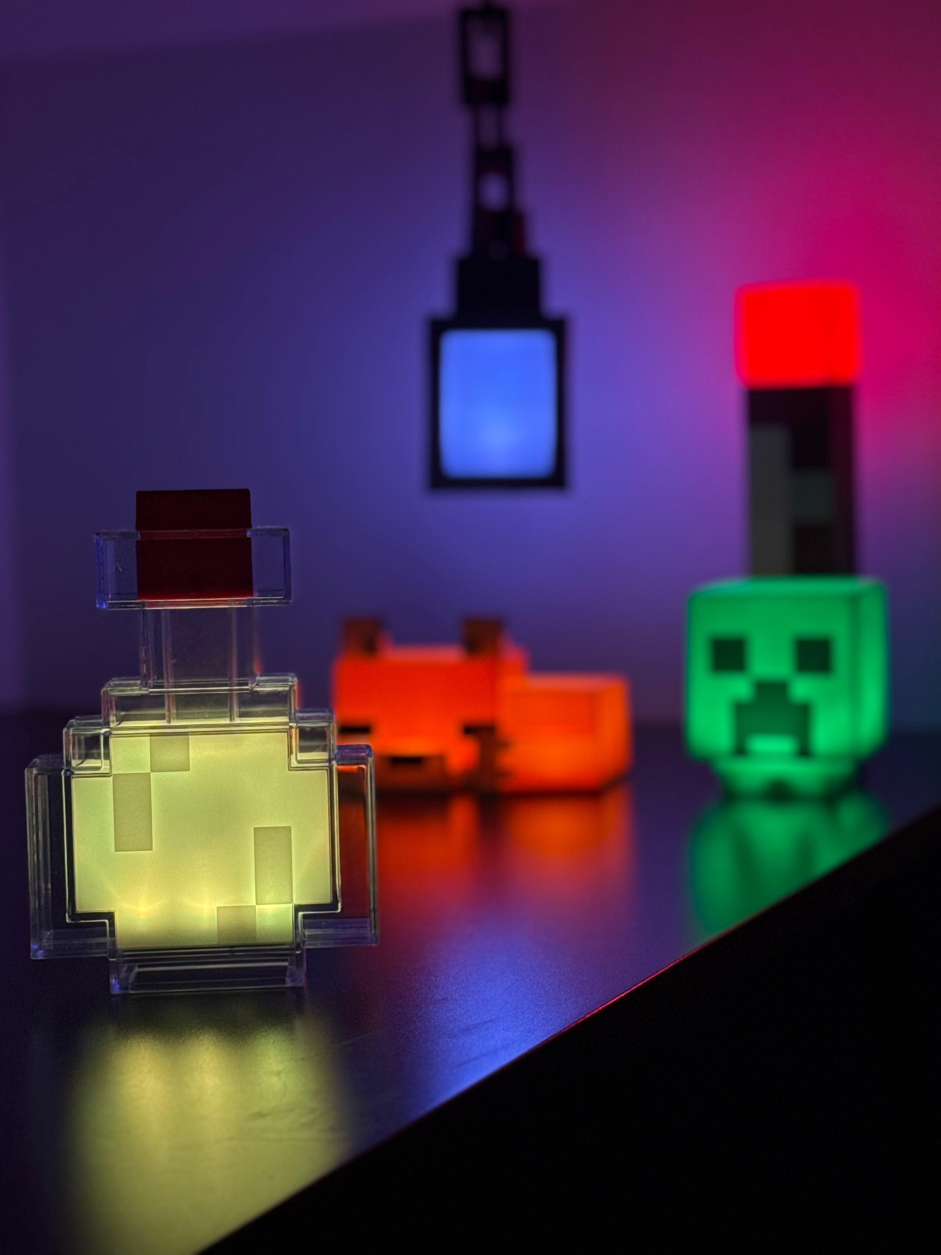 Pixel Potion Glow – 8-Color LED Magic Bottle Lamp